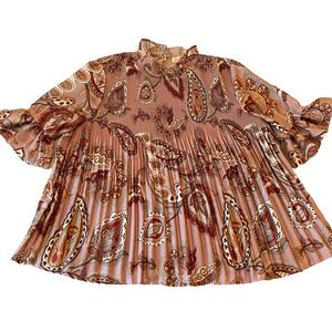 Anthropologie Let Me Be Cordelia Paisley Pleated Swing Top Size US 2